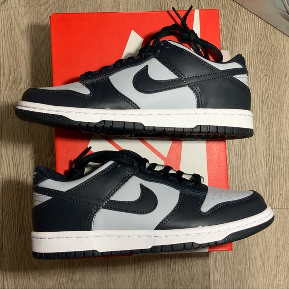 New Nike Dunk Low Georgetown GS Sizes 5.5Y/7W CW1590-004 - Picture 9 of 12